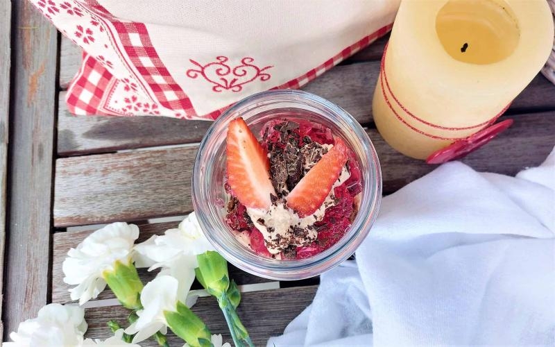 Deserki z kremem chałwowym