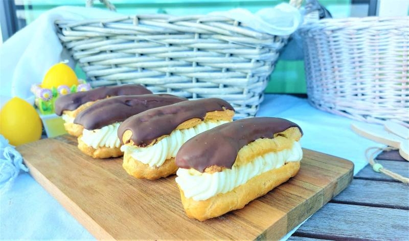 Eklery z kremem budyniowym