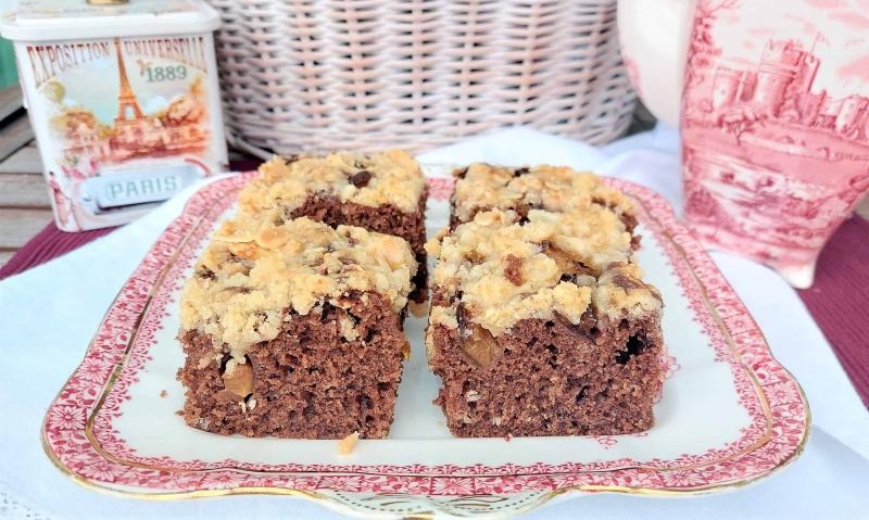 Ciasto kakaowe z migdałową kruszonką