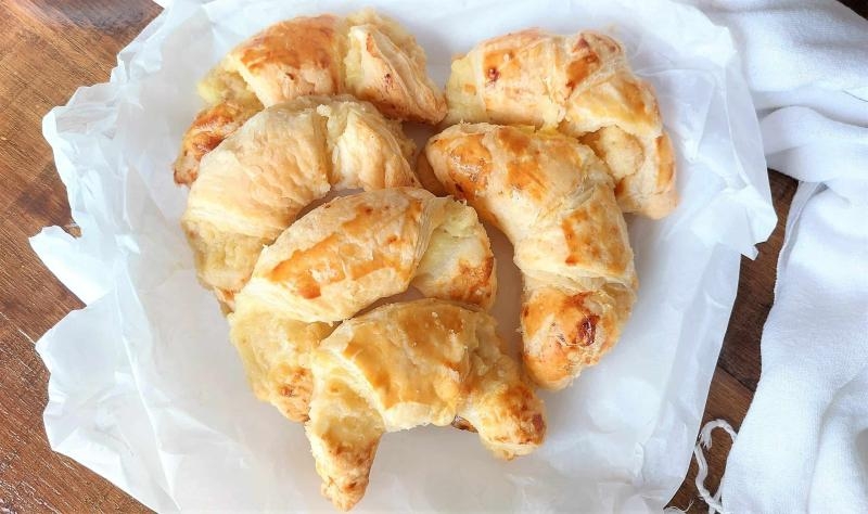 Rogale budyniowo-marcepanowe