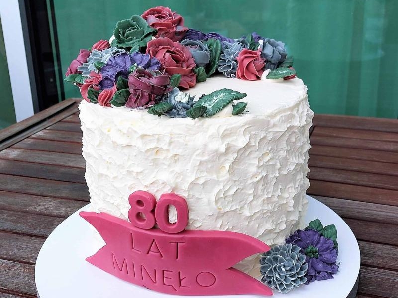 Tort czekoladowy z żelką pomarańczową