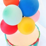 Tort z balonami