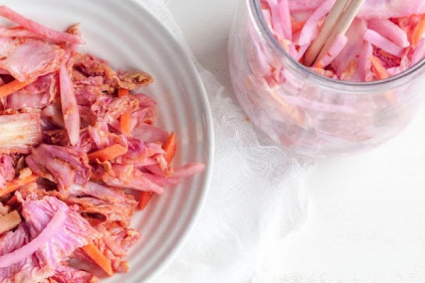 Kimchi z czerwonej kapusty pekińskiej