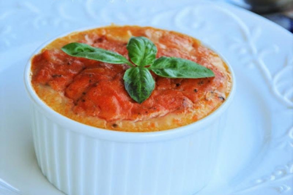 Flan pomidorowy z parmezanem