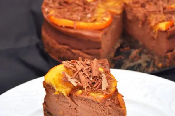 Sernik czekoladowy z pomarańczą na makowym spodzie (ciasto bezglutenowe)
