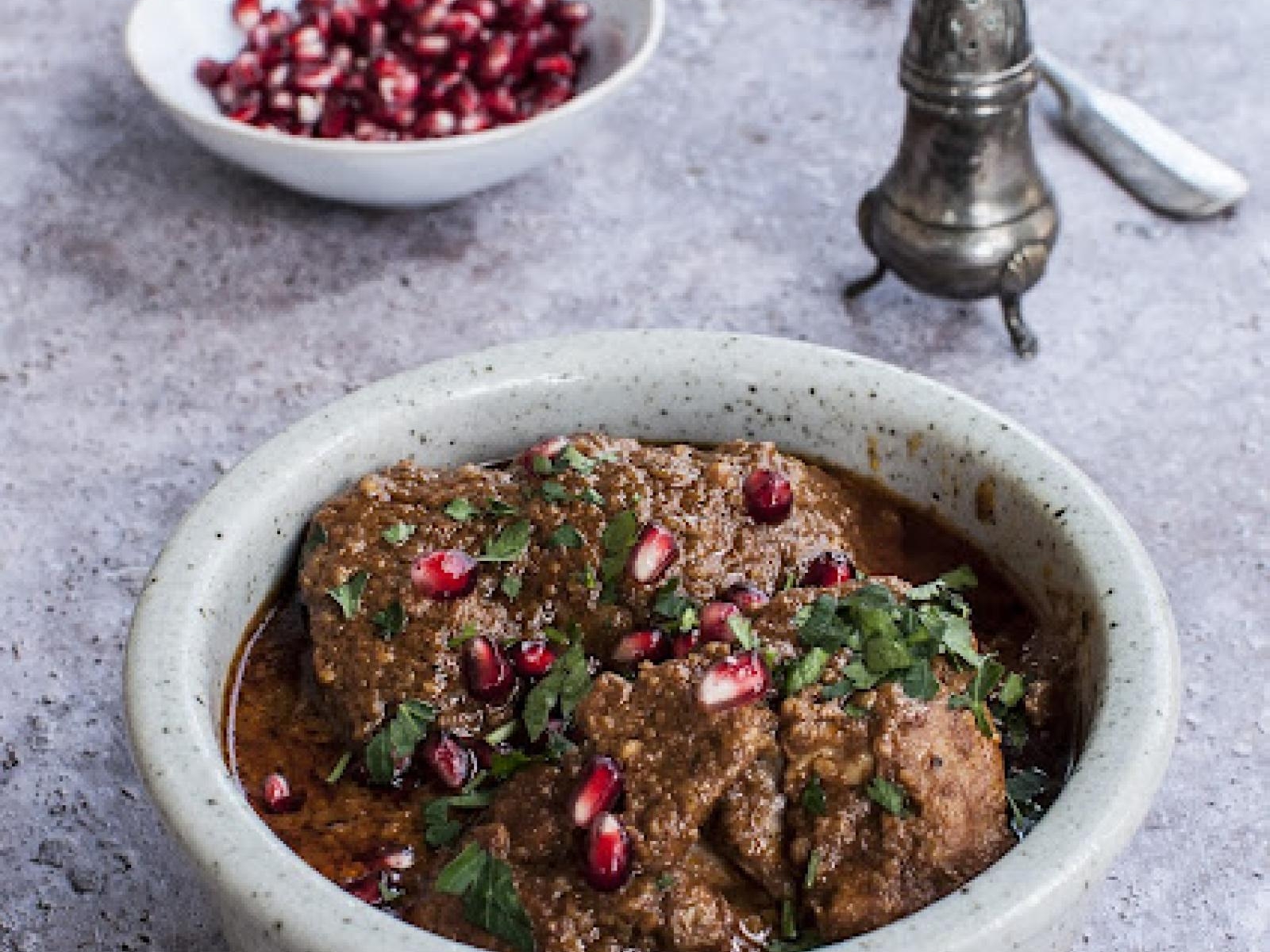 Irański gulasz fasenjoon