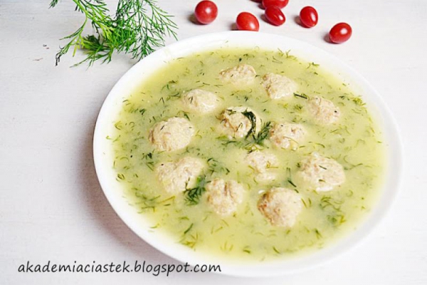 Pulpeciki w sosie koperkowym