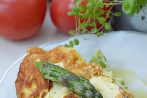 Omlet ze szparagami