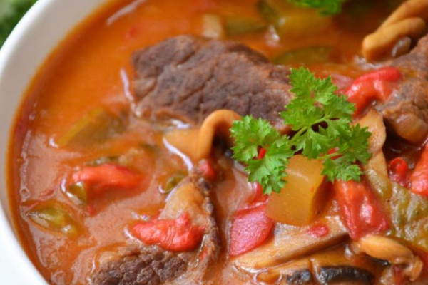 Boeuf Strogonow
