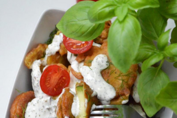 Cukinia w cieście curry