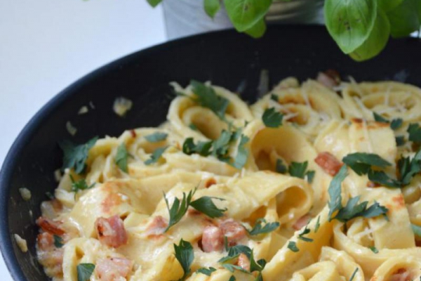 Naleśniki a’la Carbonara
