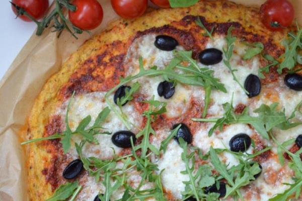 Fit pizza na spodzie z kalafiora