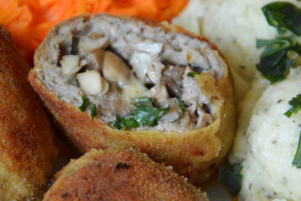 Kotlety mielone z pieczarkami i serem