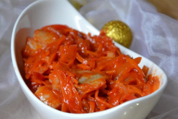 Śledzie w sosie salsa