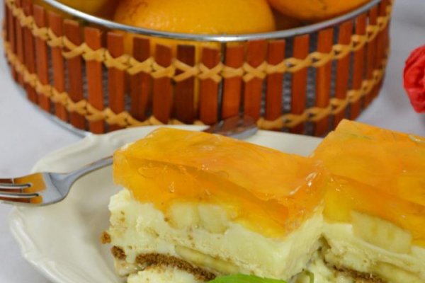 Ciasto bananowe bez pieczenia (z galaretką)