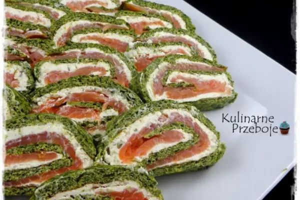 Spinach roll with smoked salmon and Almette cheese