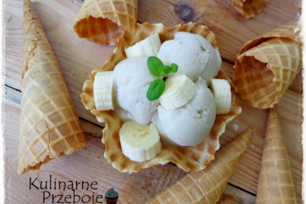 Lody bananowe