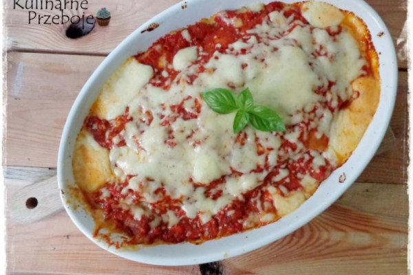 Cannelloni z mięsem mielonym w sosie pomidorowym