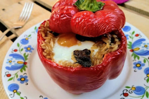 Papryka faszerowana grzybowym risotto