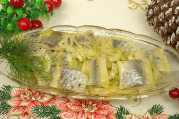 Śledzie w oleju z cebulą na święta