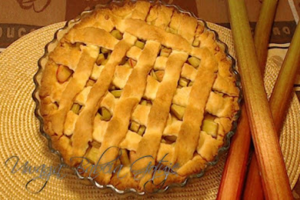 Kruche Ciasto z Rabarbarem – Tarta z Rabarbarem