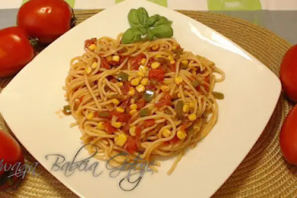 Spaghetti bez Mięsa w Sosie Pomidorowo-Warzywnym | Spaghetti Wegetariańskie