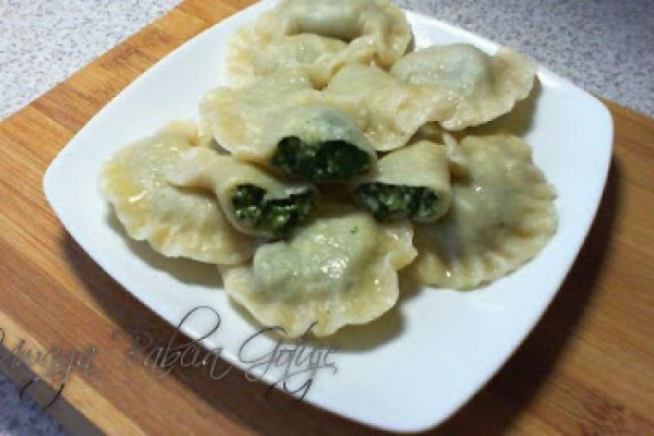 Pierogi ze Szpinakiem