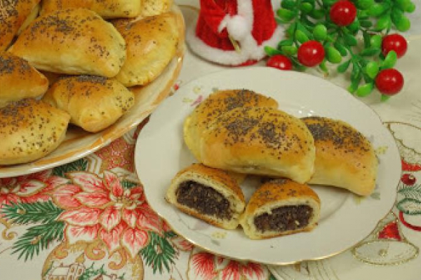 Wigilijne pieczone pierogi z makiem – pyszne i mogą zastąpić makowiec