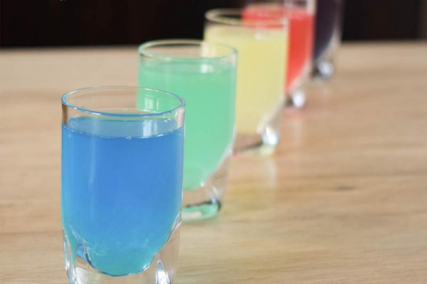 Niebieskie Kamikadze, Blue Kamikaze - przepis na shot w różnych wariantach