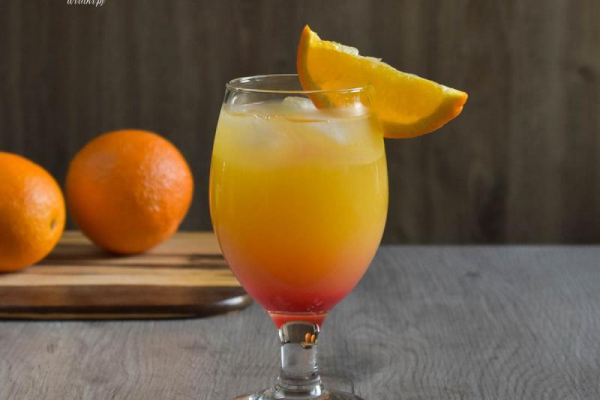 Gin Summer Night - jeden z przepisów kategorii drinki z ginem