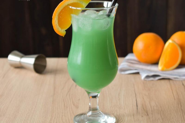 Zielona Ropucha - jedna z pozycji kategorii przepisów drinki z wódką
