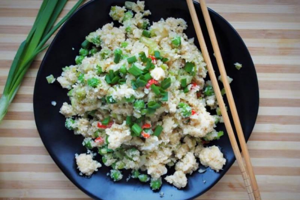 Keto fried rice (Paleo, LowCarb)