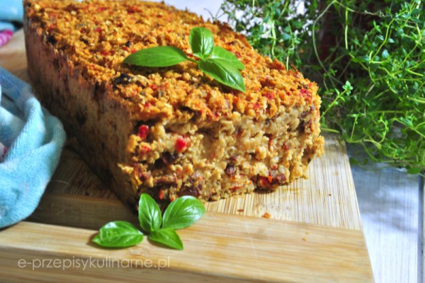 Pasztet jaglany z pieczonymi warzywami (150 kcal)
