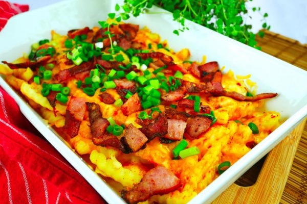 Frytki po amerykańsku – frytki z serem