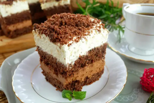Ciasto Przysmak Sułtana z masą truflową – pyszne i efektowne