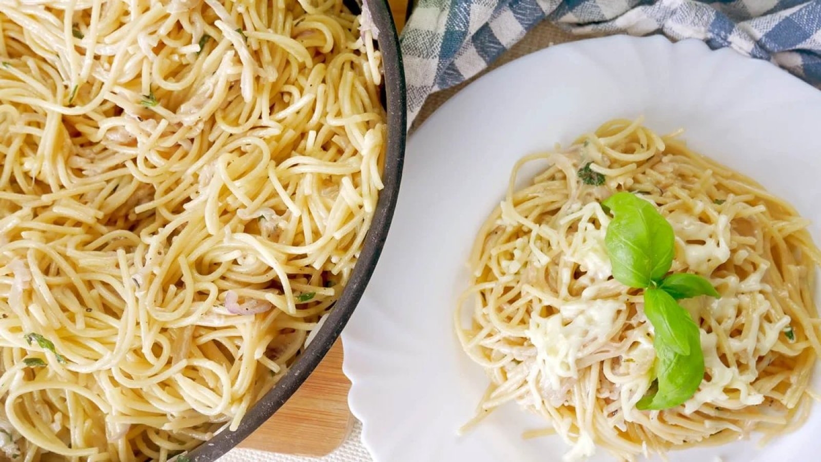 Spaghetti w sosie cebulowym – prosty przepis na szybki obiad