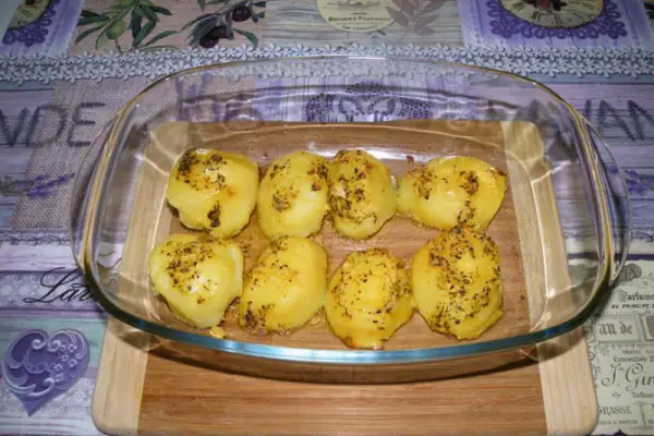 Zapiekane ziemniaki z kukurydzą