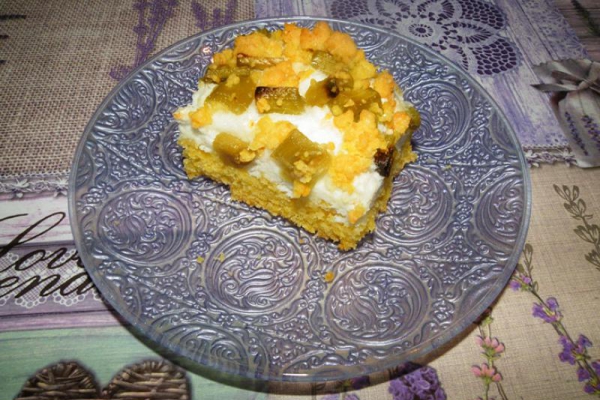 Szybkie, tanie i nieskomplikowane ciasto na kruszonce z rabarbarem