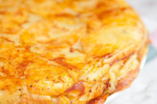 Pommes Anna. Placek ziemniaczany według słynnego francuskiego przepisu