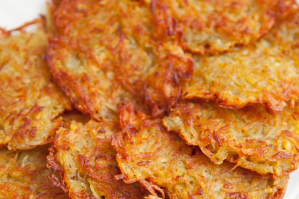 Placki ziemniaczane inaczej. Robimy szwajcarskie rösti. Ale chrupiące! PRZEPIS