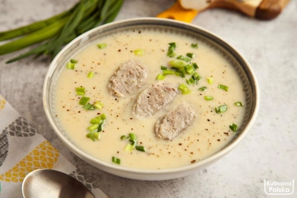 Chrzanowa zupa krem. Można zrobić zamiast żurku. Delikatna, ale wyrazista w smaku. PRZEPIS