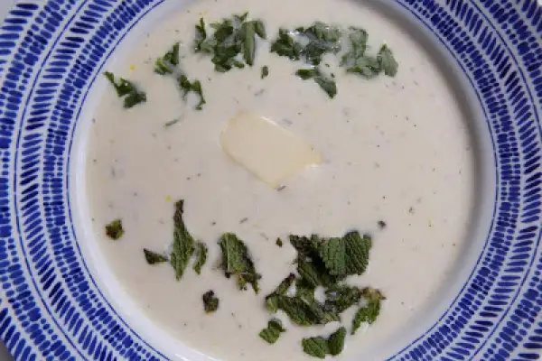 Armenia - Ormiańska zupa jogurtowa (Spas)