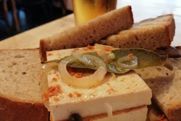 Czechy - Marynowane tofu (Nakládané tofu)