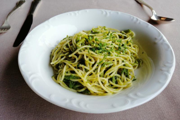 Czarnogóra - Spaghetti ze szparagami