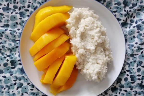 Tajlandia - Mango sticky rice (ข้าวเหนียวมะม่วง)