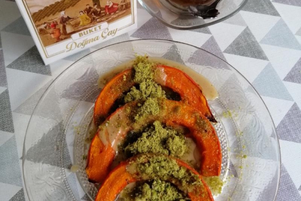 Turcja - Dynia z tahini (Tahinli kabak tatlısı)