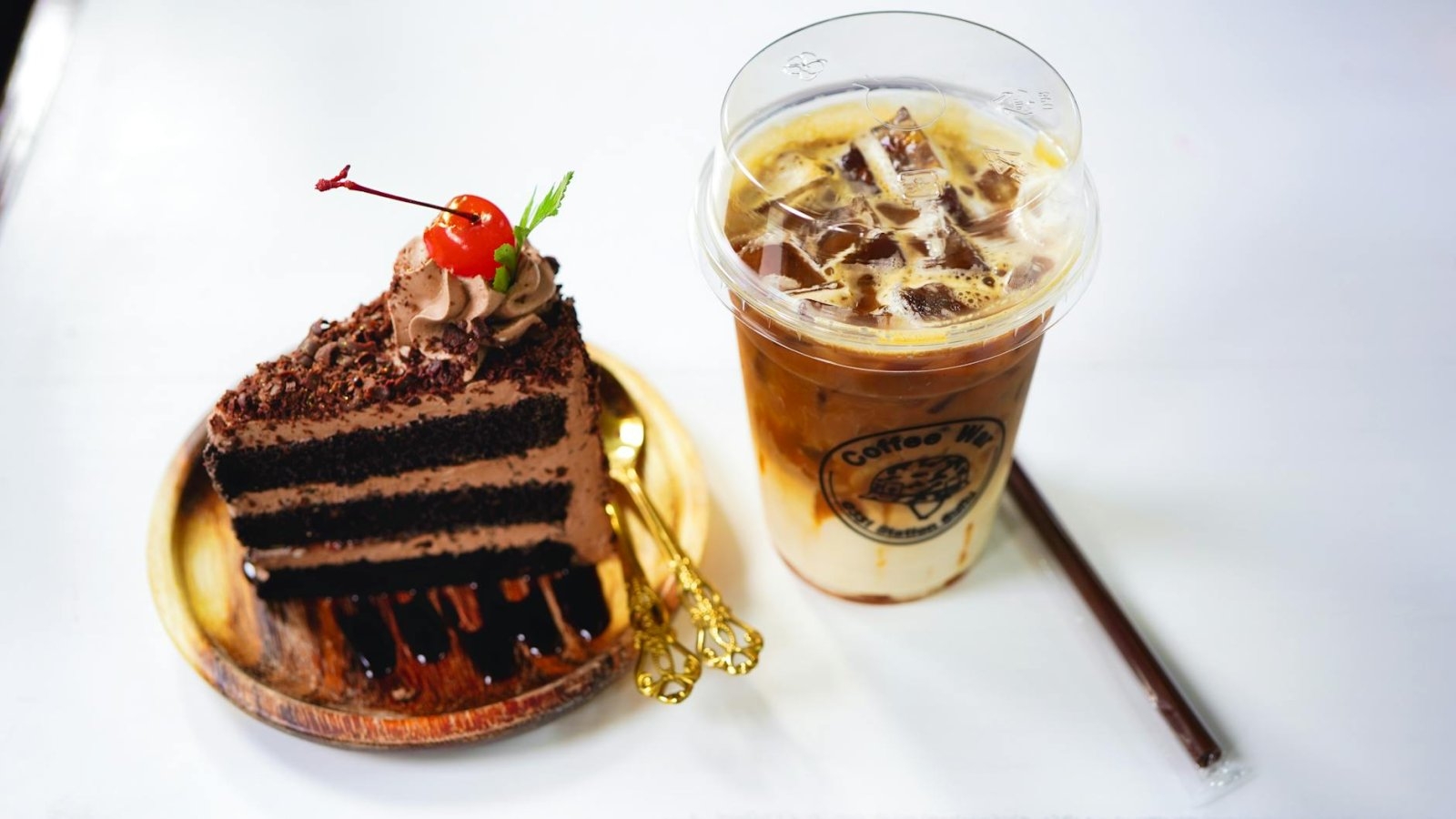 Kakaowy mug cake bez jajek, ekspresowe ciasto z mikrofalówki