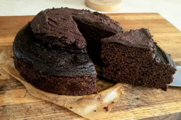 Bezglutenowe ciasto czekoladowe z ciecierzycy