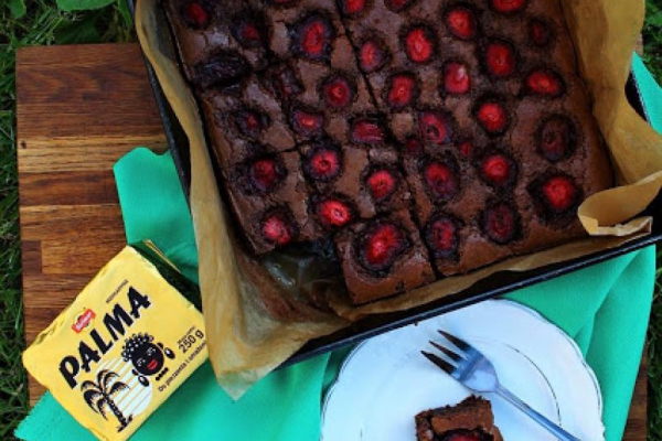 Brownie z truskawkami