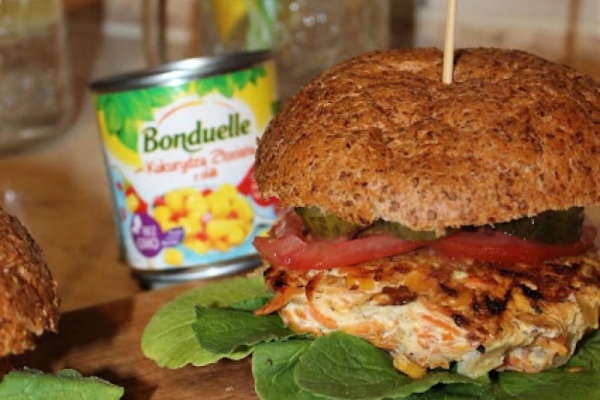 Fit burgery z kukurydzą